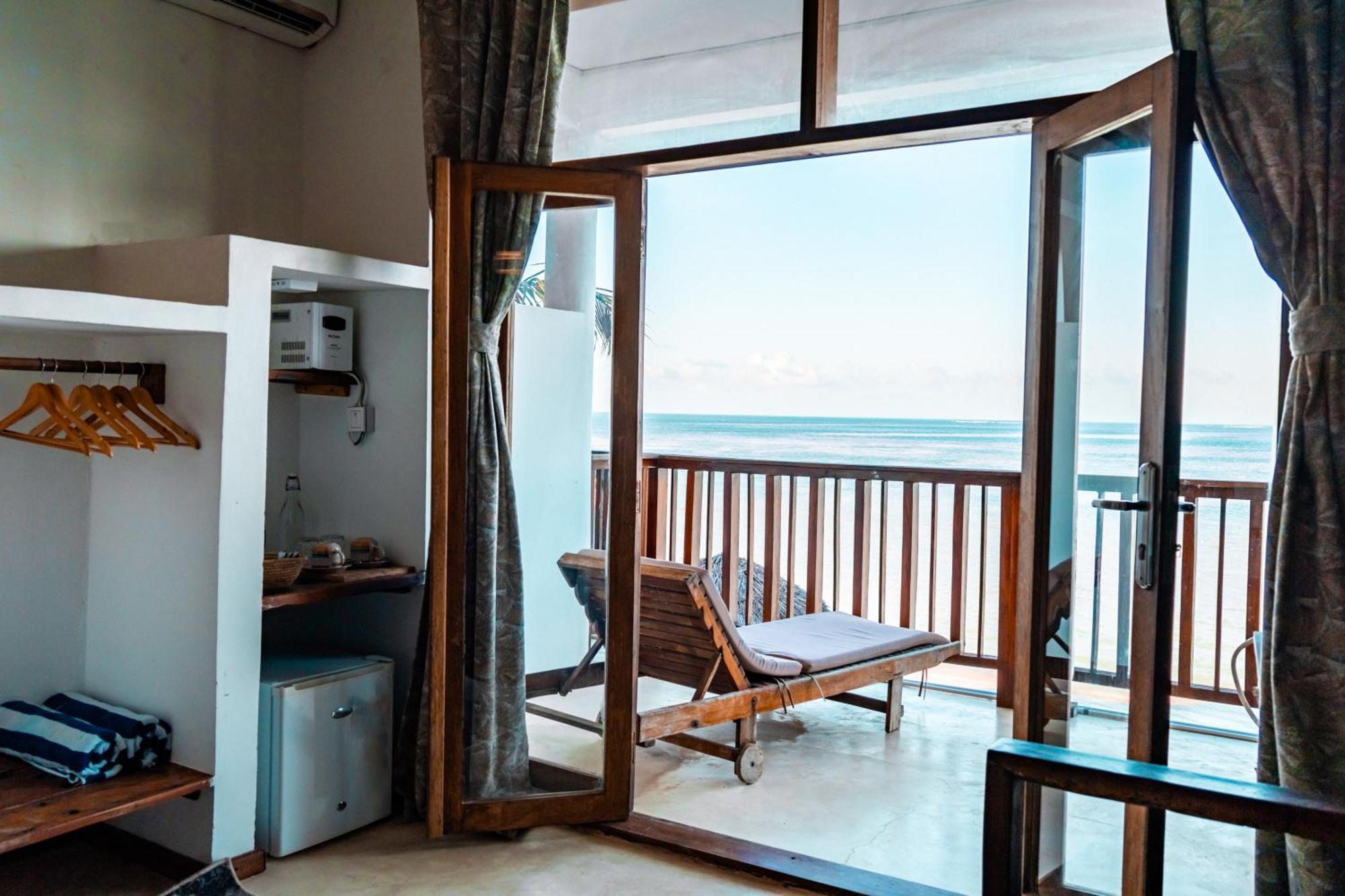 江比阿 Pili Pili Sunrise Beach酒店 外观 照片